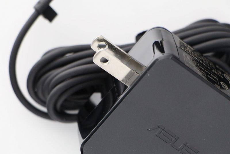 Asus 33W US charger