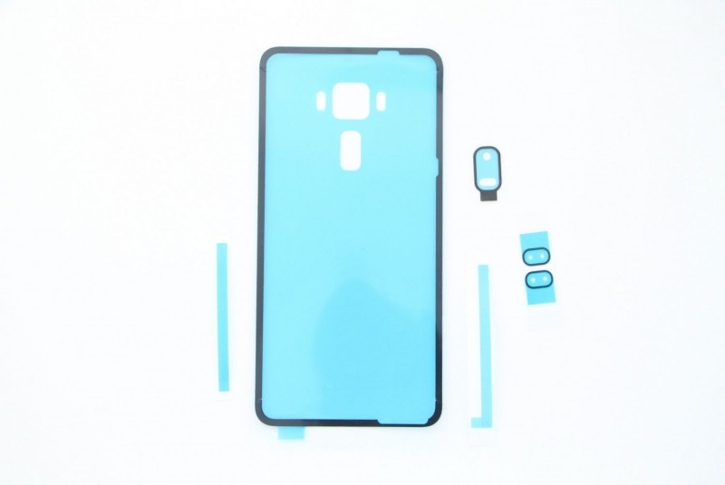 Asus Zenfone 3 Rear cover fixing system