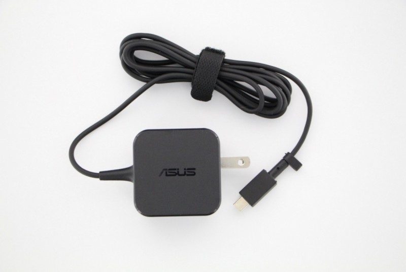 American Charger 24W Asus