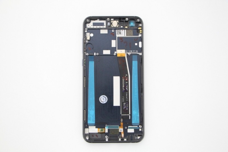 ZenFone 4 Max Black Full HD screen module - 90AZ01K1-R21000