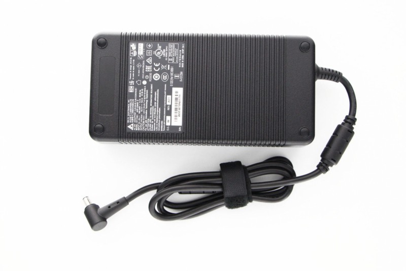 Asus ROG Strix 330W slim adapter