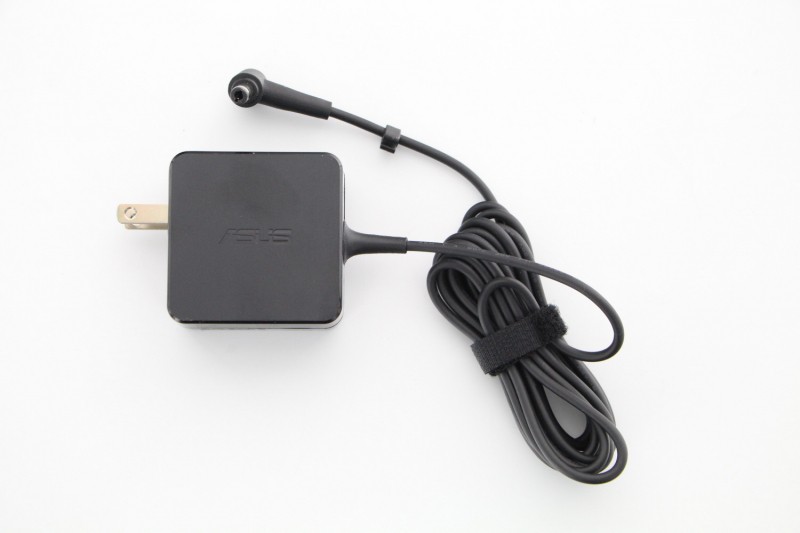 Asus laptop US Adapter 45W ASUS Official 45W Laptop AC Adapter - Efficient and Reliable Power Supply