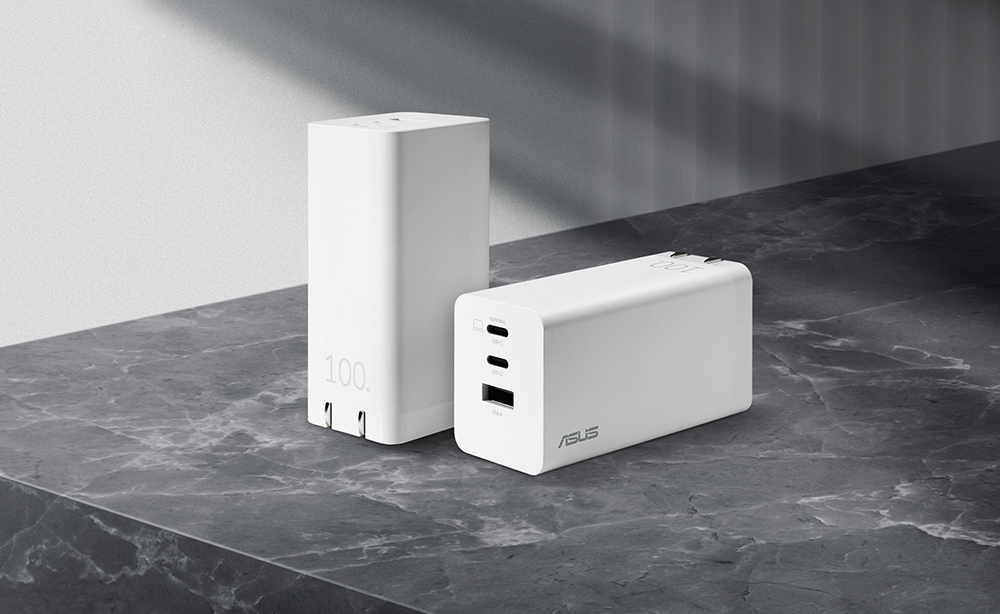 Chargeur Asus 100 W GaN blanc Universel 3 ports 