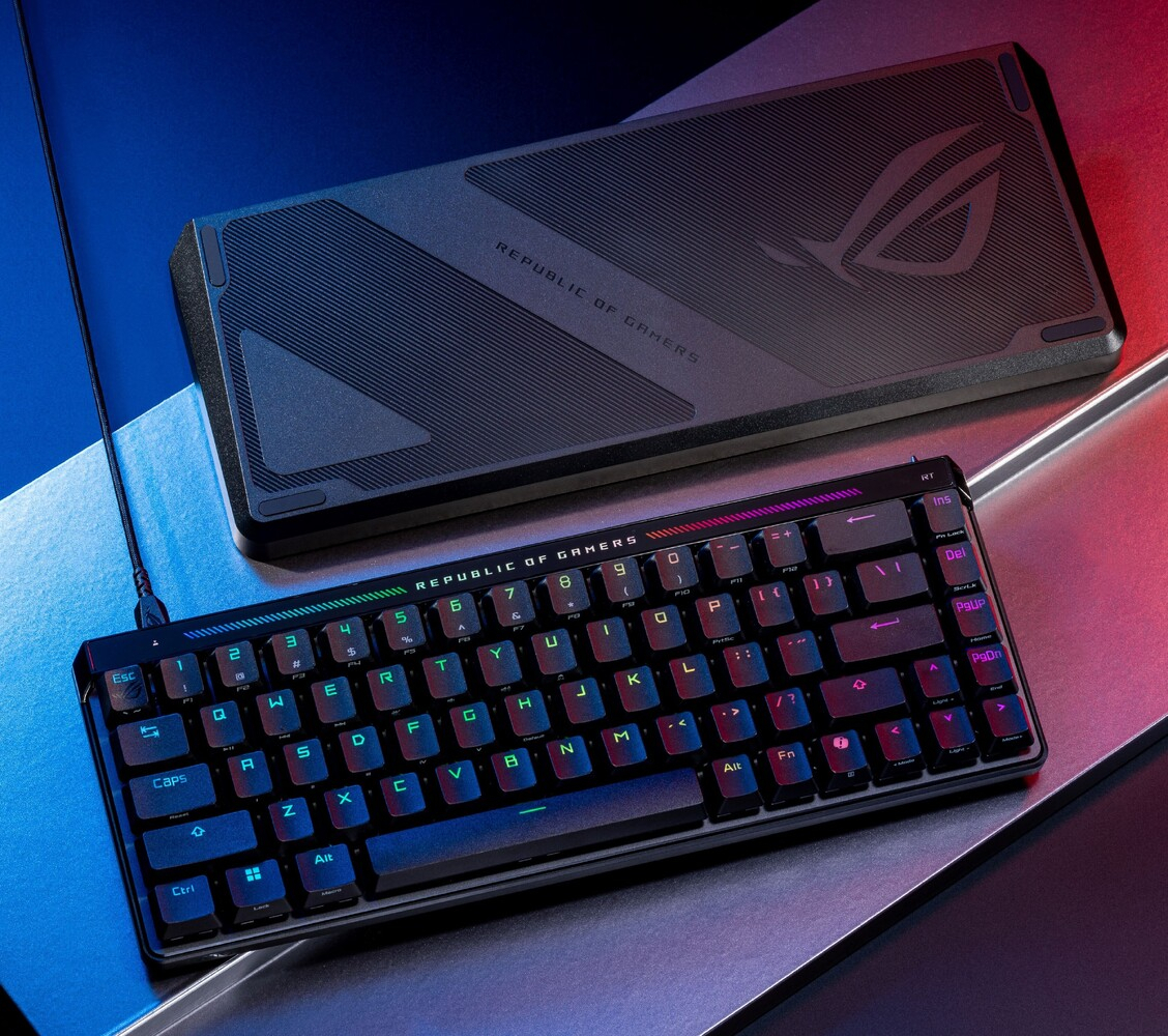 The ROG Falchion Ace HFX features pre-lubricated ROG HFX magnetic switches